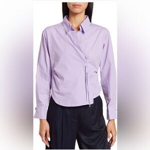 70/21  Women’s High- low hemmed long sleeve top size M, NWT